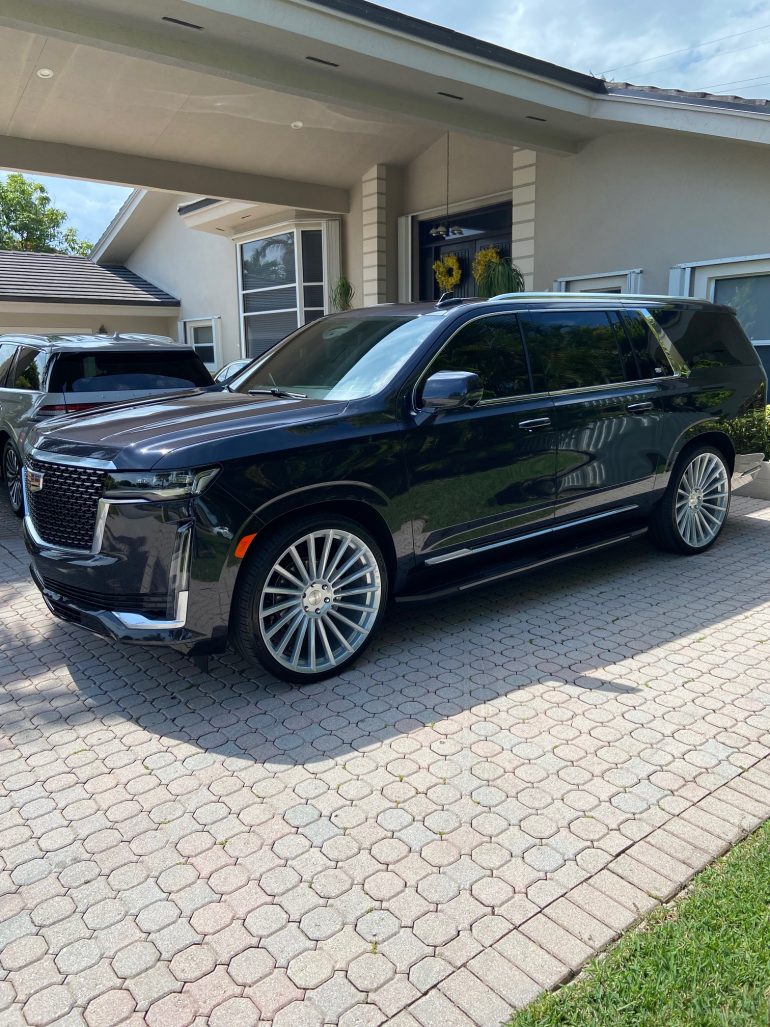 Escalade URFA Giovanna Luxury Wheels