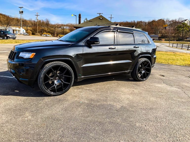 JEEP GRAND CHEROKEE – GIANELLE DILIJAN – Giovanna Luxury Wheels