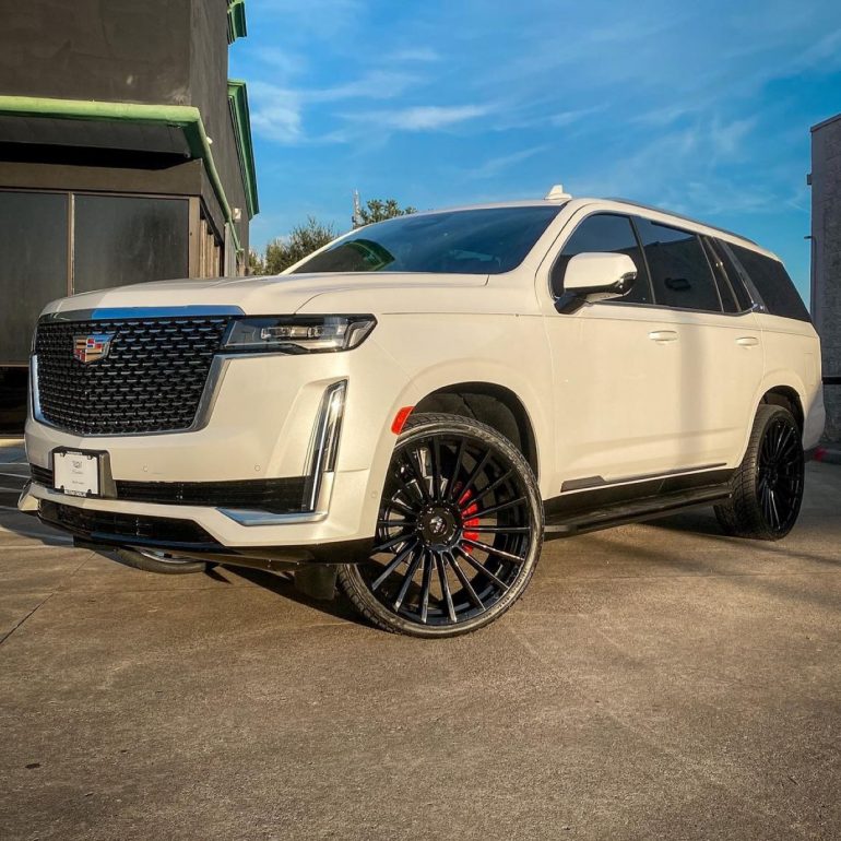 Escalade URFA – Giovanna Luxury Wheels