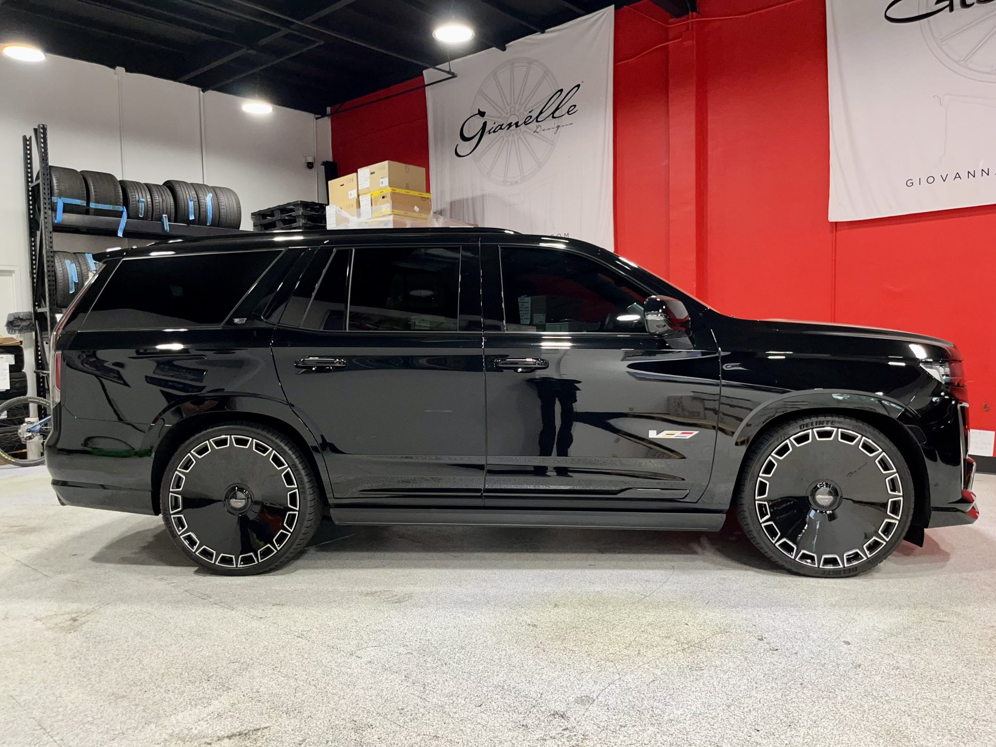 Escalade – Dicotto – Giovanna Luxury Wheels