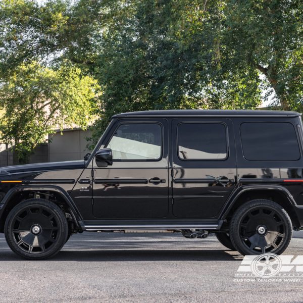 22" Koko Kuture Sicily Gloss Black