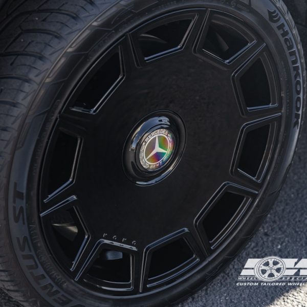 22" Koko Kuture Sicily Gloss Black