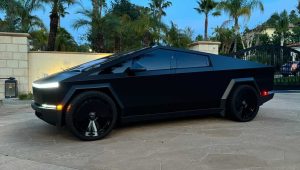 Tesla Cybertruck – Amur-X