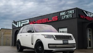 Range Rover – L460 – Cabo – 24″ – Gloss Black