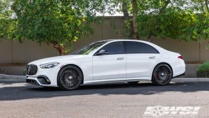 Mercedes-Benz S63-22″-Tulum-Gloss Black